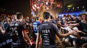 如何在Dota2LOA中游玩