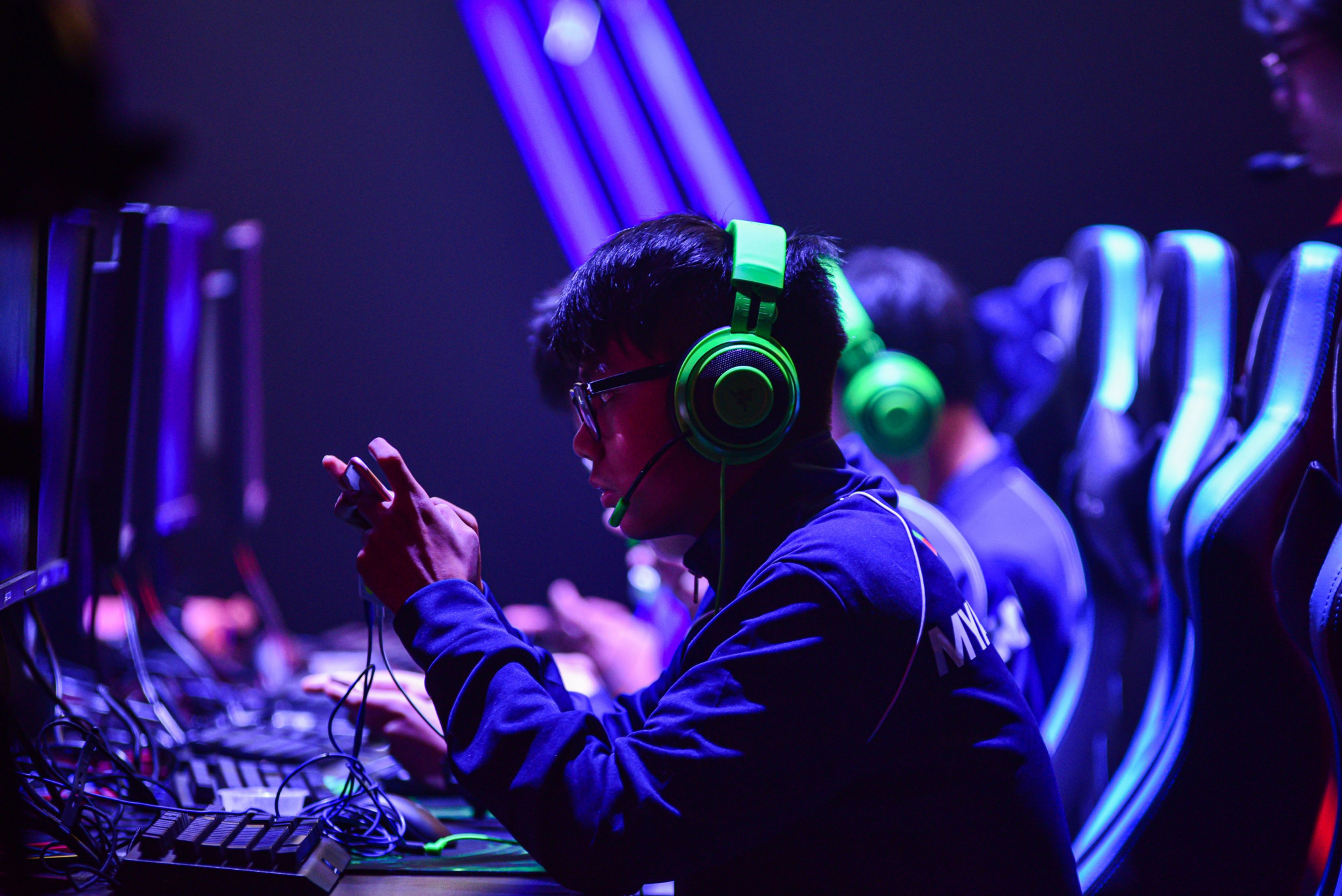 深入了解Dota 2中的交易機制