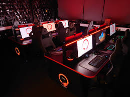 如何在dota2中打克狼人？